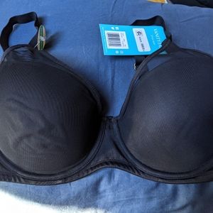 NWT Vanity Fair Breathable Luxe 38C Bras (2)